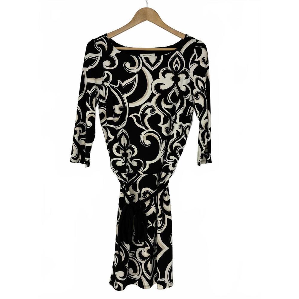 WHBM Black and White Scroll Patterned Dress with Waist Tie 3/4 sleeve Size Small